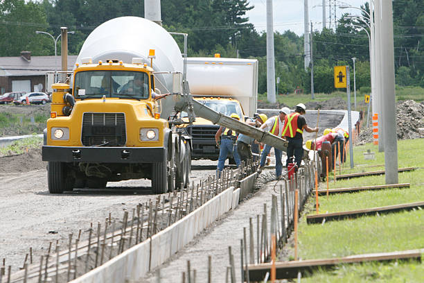 Best Best Concrete Contractor  in Centrevle, IL
